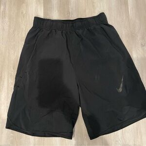 NIKE TECH RUNNING SHORTS — BARELY WORN